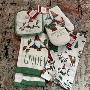 Christmas Gnome Kitchen Set NWT